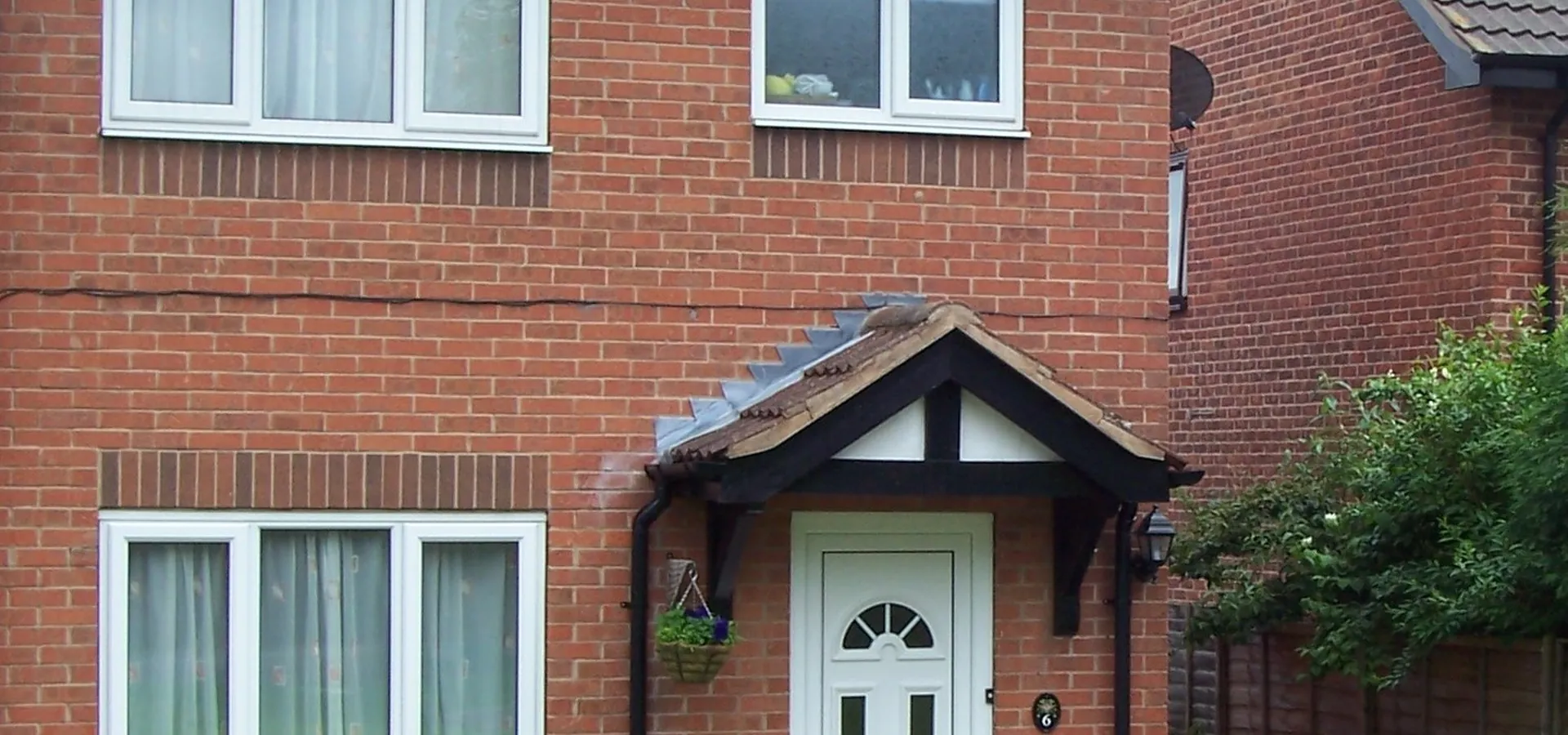 Lean-To Manor Park