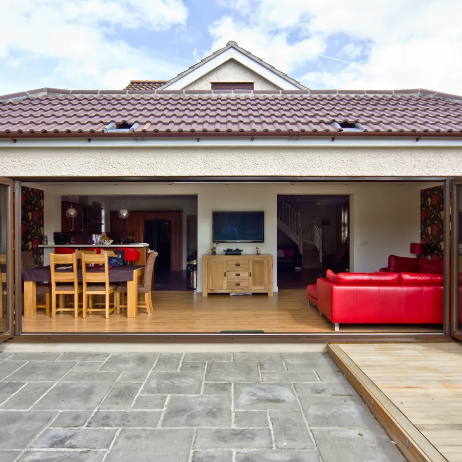 Bifold Manor Park